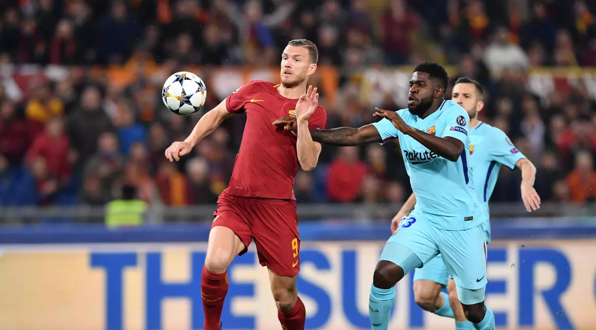 Samuel Umtiti a vărsat bere peste jurnalista Helena Condis / VIDEO