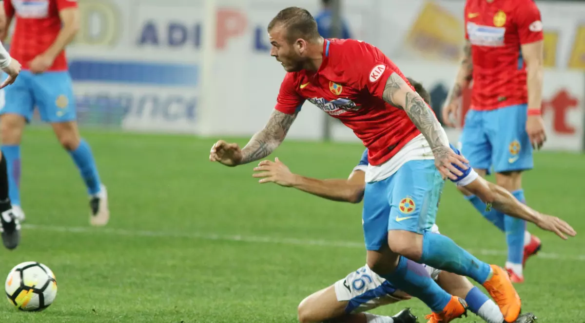 De ce nu-și revine Denis Alibec. Verdictul specialiștilor: ”Îi trebuie un program psihologic pentru a învăța să se autocontroleze. E victima stresului competitiv”. Chiar el și-a făcut un tatuaj nou: ”Ineffable!”