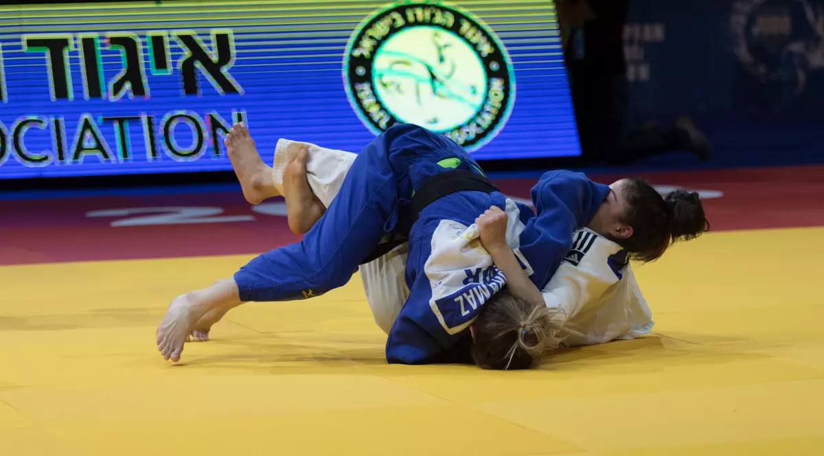 Cosmin Contra joacă golf la turneul de la Teleac, alături de prințul Dimitrie Sturza