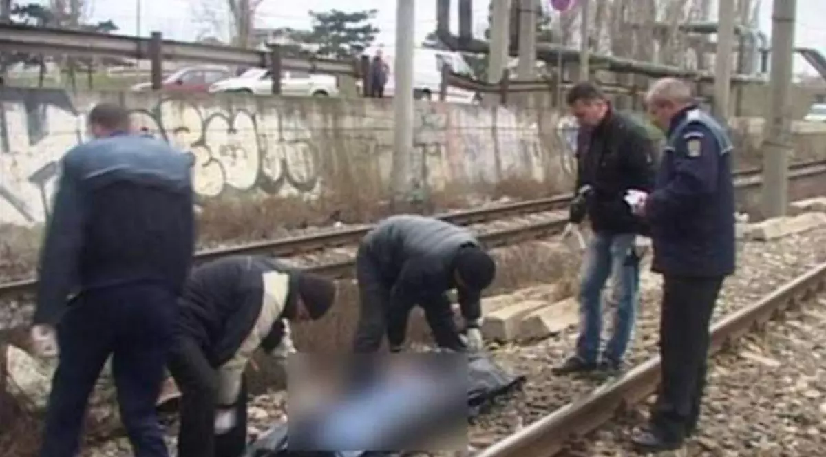 Bărbat decapitat de un tren, în Gara de Vest din Ploieşti
