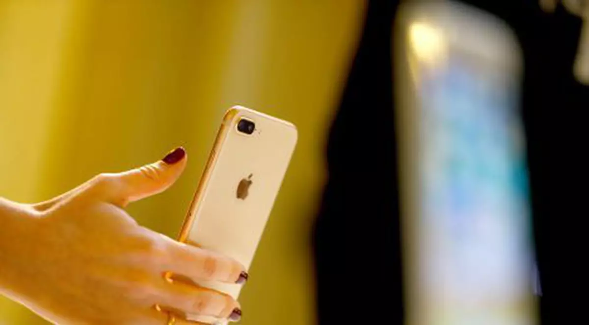 Cum ar fi încercat China să spioneze Apple și Amazon