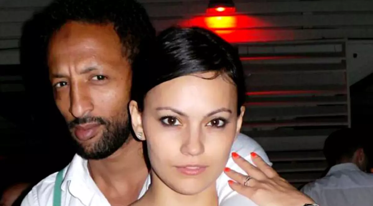 Noi dezvăluiri despre Kamara și soția lui la videochat. Acuzații grave, replică pe măsură