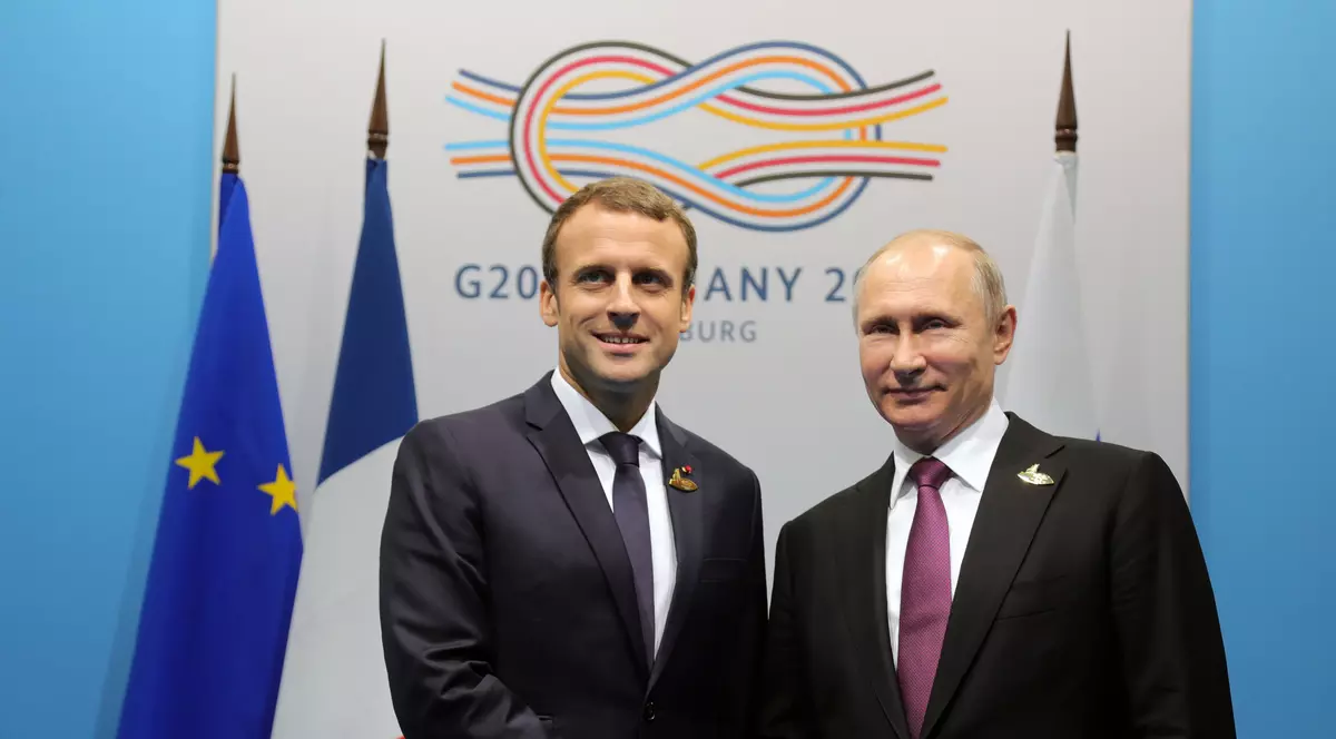 discutie la telefon intre macron si putin