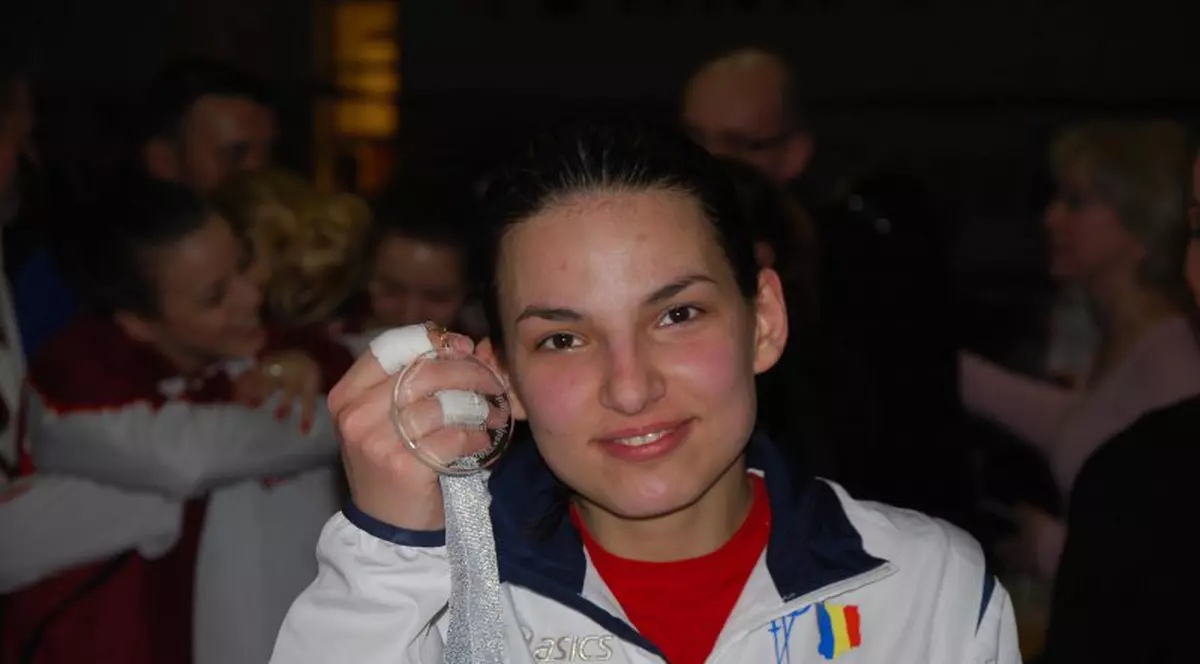 Maria Boldor, medalie de argint la CE de scrimă pentru tineret
