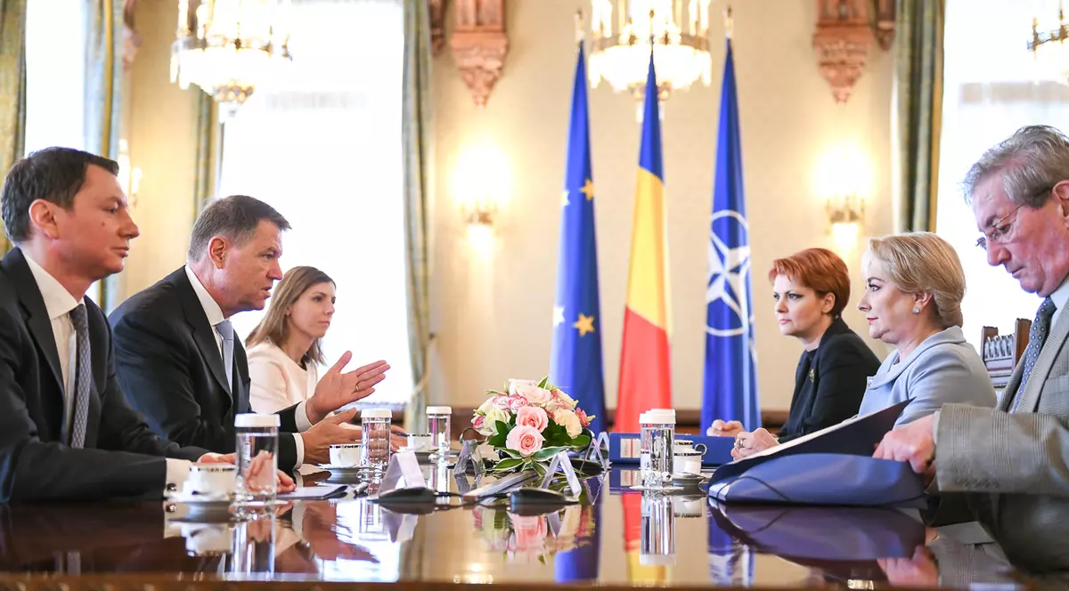 presedintele Klaus Iohannis, premierul Viorica Dancila, Cotroceni, intalnire, discutie