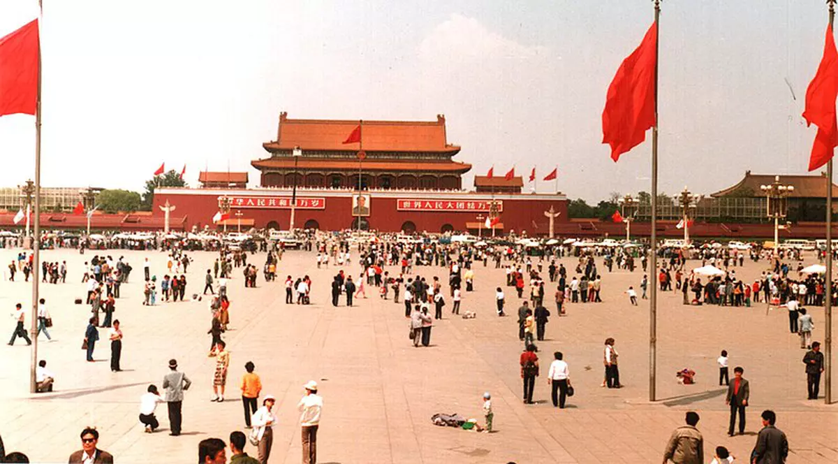 Populația Chinei a scăzut, în anul 2017. Piața Tienanmen din Beijing, China