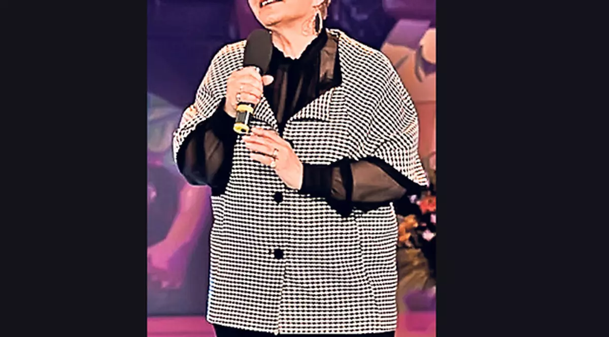 Ionela Prodan a sărit în ajutorul Andreei Marin. Fosta zână a surprizelor fusese amenințată cu moartea