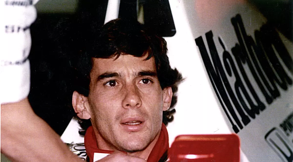 Cea mai mare tragedie din sport s-a petrecut de 1 mai. Pilotul Ayrton Senna a murit pe circuit la doar 34 de ani | VIDEO