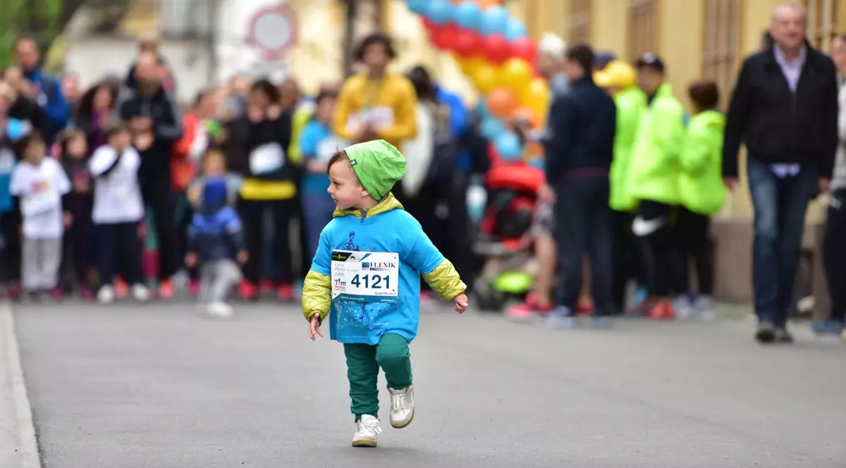 Aproape 4.000 de oameni vor alerga duminică prin Timișoara, în scop caritabil