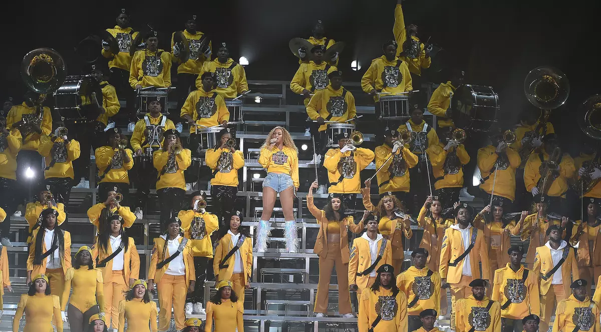 Beyonce, la festivalul Coachella. Spectacolul oferit de cântăreață - FOTO și VIDEO