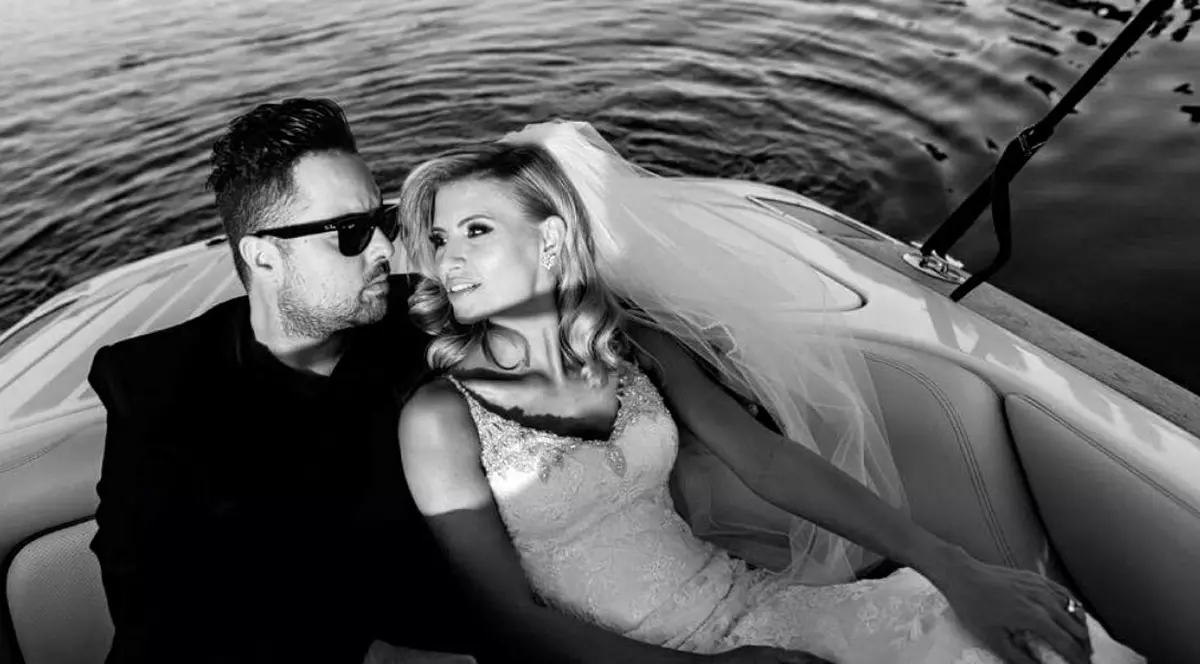 Anamaria vrea neapărat să-i mai facă un copil lui Tudor de la Fly Project. "Îl conving eu cumva"