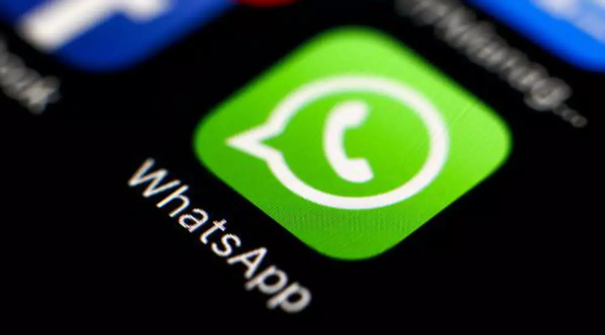 Datele personale, motiv de scandal la Whatsapp. Aplicație WhatsApp