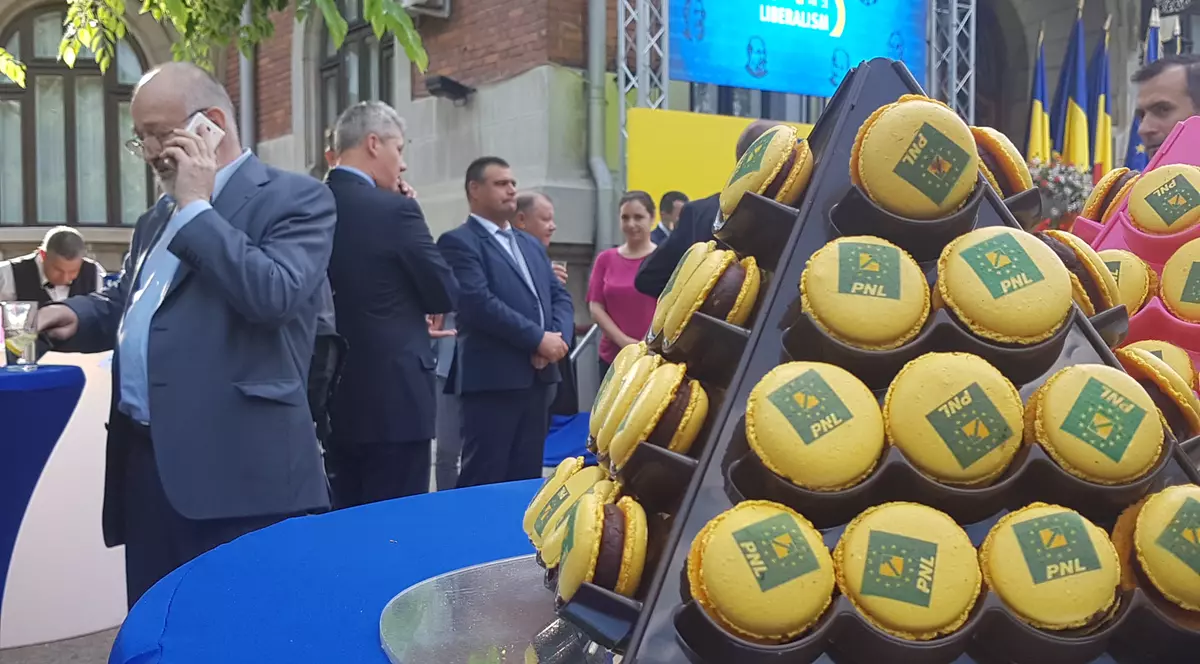 PNL, aniversare, sediu