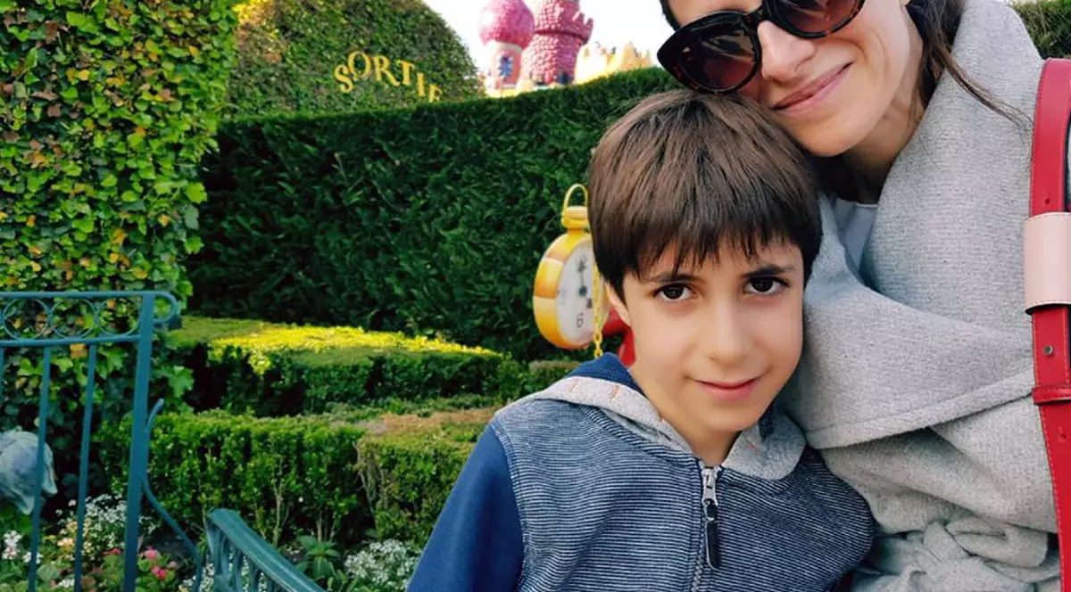 Fiul Iulianei Tudor are stofă de pilot. “Adoră cursele de mașini”