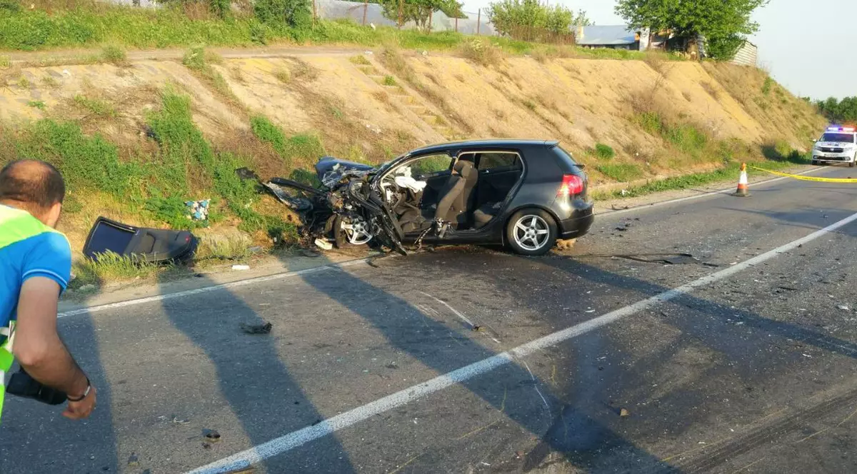 UPDATE / Accident cu nouă răniți, în localitatea Baldovinești, pe DN2B
