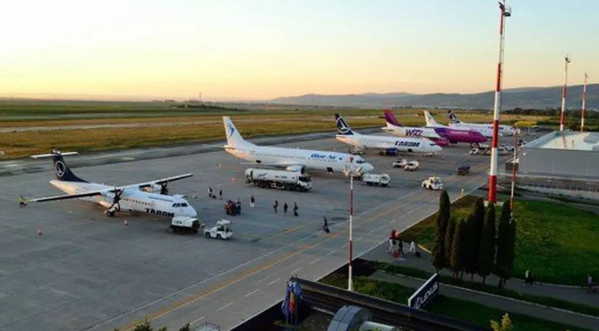 Două companii internaționale negociază curse de pe Aeroportul Iași