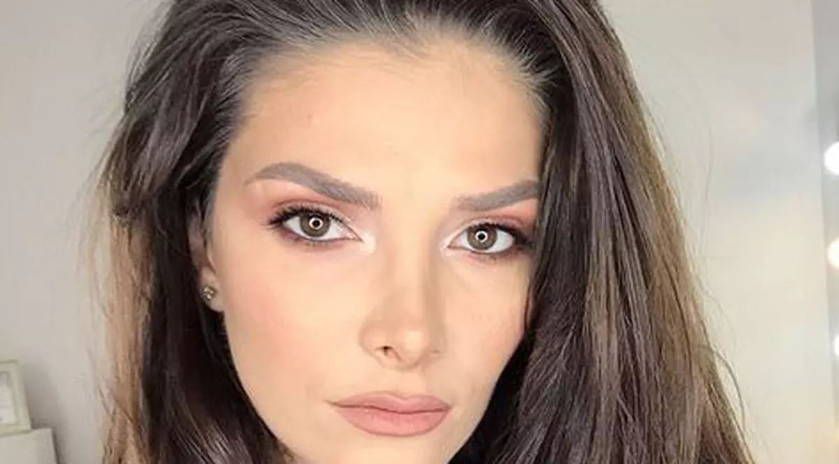 Reacția Alinei Pușcaș după ce i-a fost comentată ținuta purtată la Viva Party. "Nu prea am înțeles"