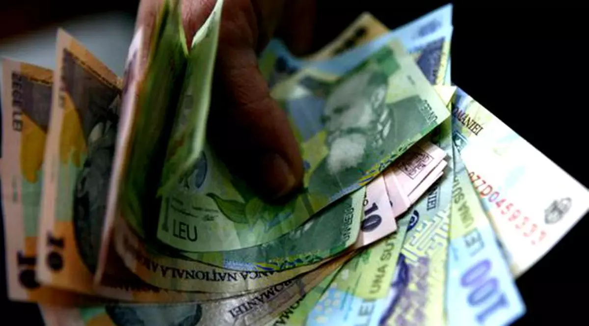 Banca Transilvania estimează încetinirea economiei în 2019 la 2,8%, de la 4% în 2018. Bani