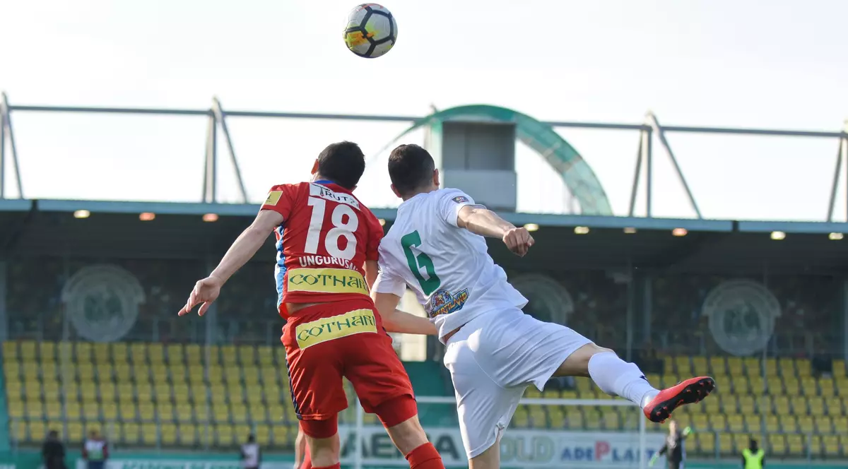 Valeriu Iftime a luat foc după parodia de la Botoșani - Chiajna 0-1: ”Îmi e rușine de oameni! Să-și rupă carnetele”