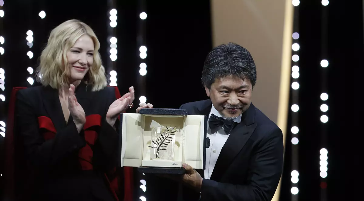Câștigătorii Festivalului de Film de la Cannes. Trofeul Palme d'Or a fost câștigat de un regizor japonez