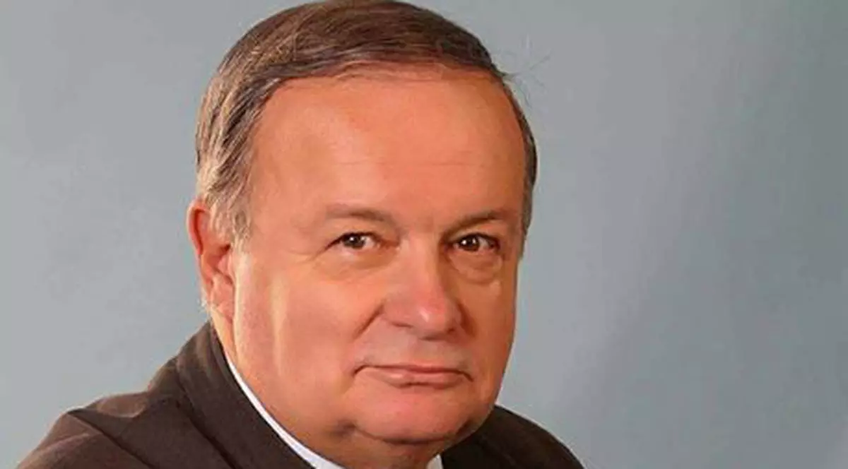 Cristian Țopescu va fi înmormântat vineri, 18 mai, în Cimitirul Ghencea