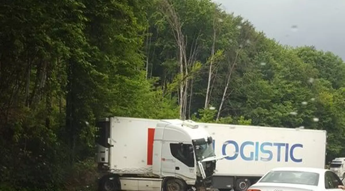 Doi copii au fost răniți într-un accident în județul Argeș