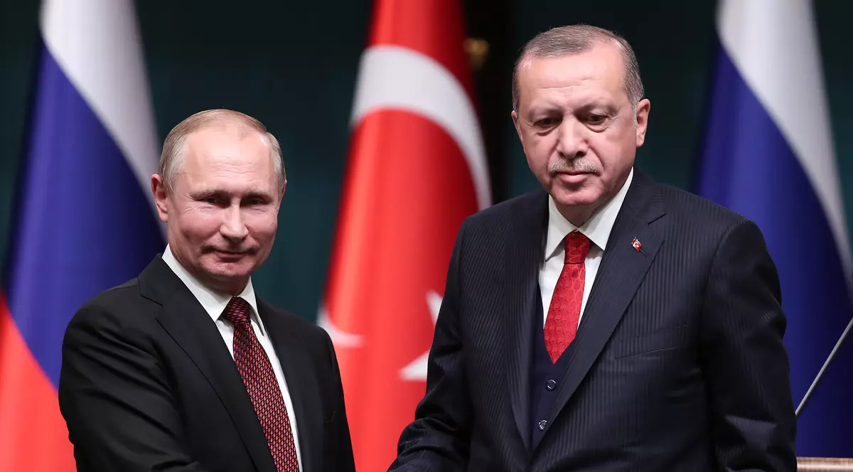 Vladimir Putin și Viktor Orban au fost primii care l-au felicitat pe Erdogan