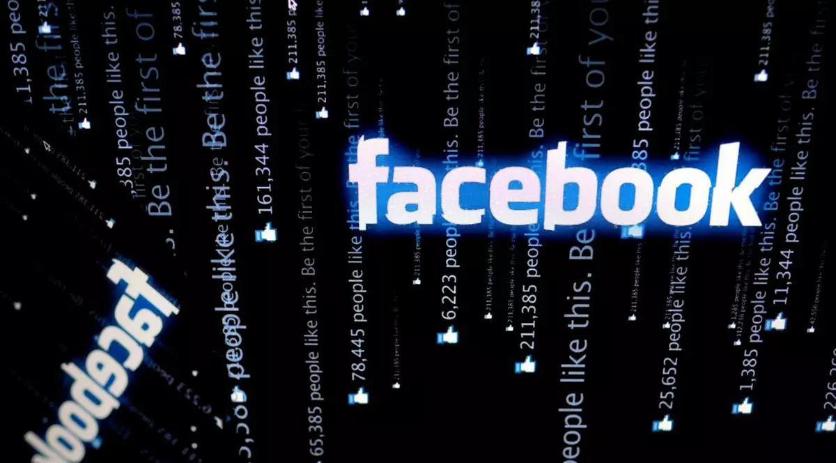 Facebook a cenzurat Declarația de Independență a SUA, pe motiv că încuraja ura. Facebook matrix