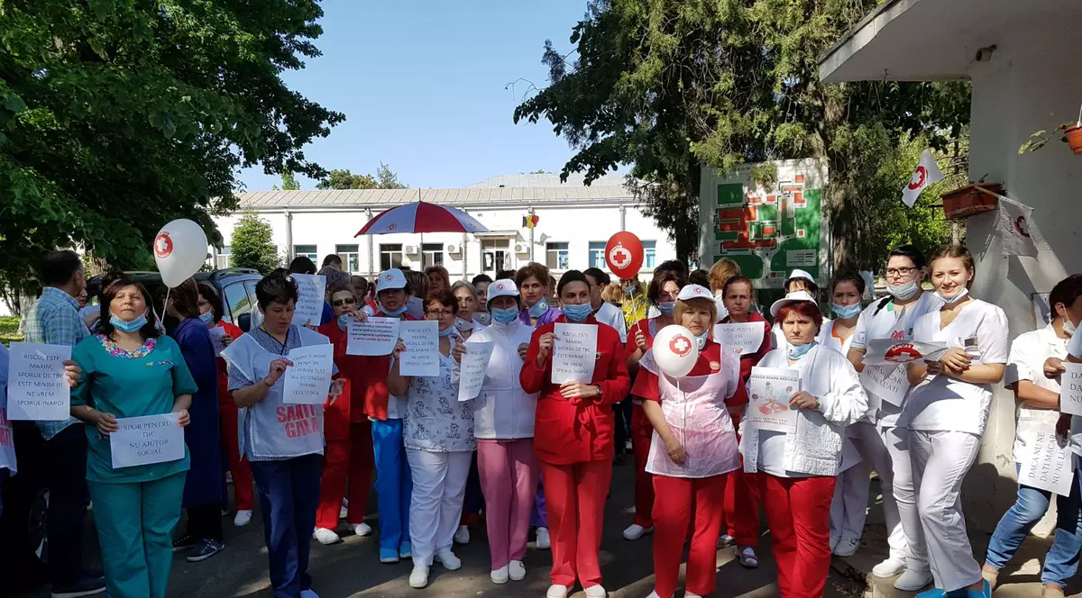 Luni, a fost grevă de avertisment în spitalele din toată ţara, iar vineri ar putea fi declanşată greva generală