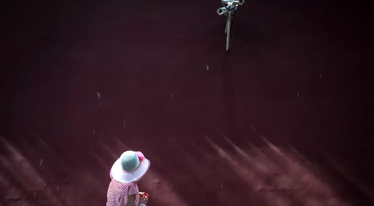 O școală din China a instalat un sistem de camere care monitorizează elevii