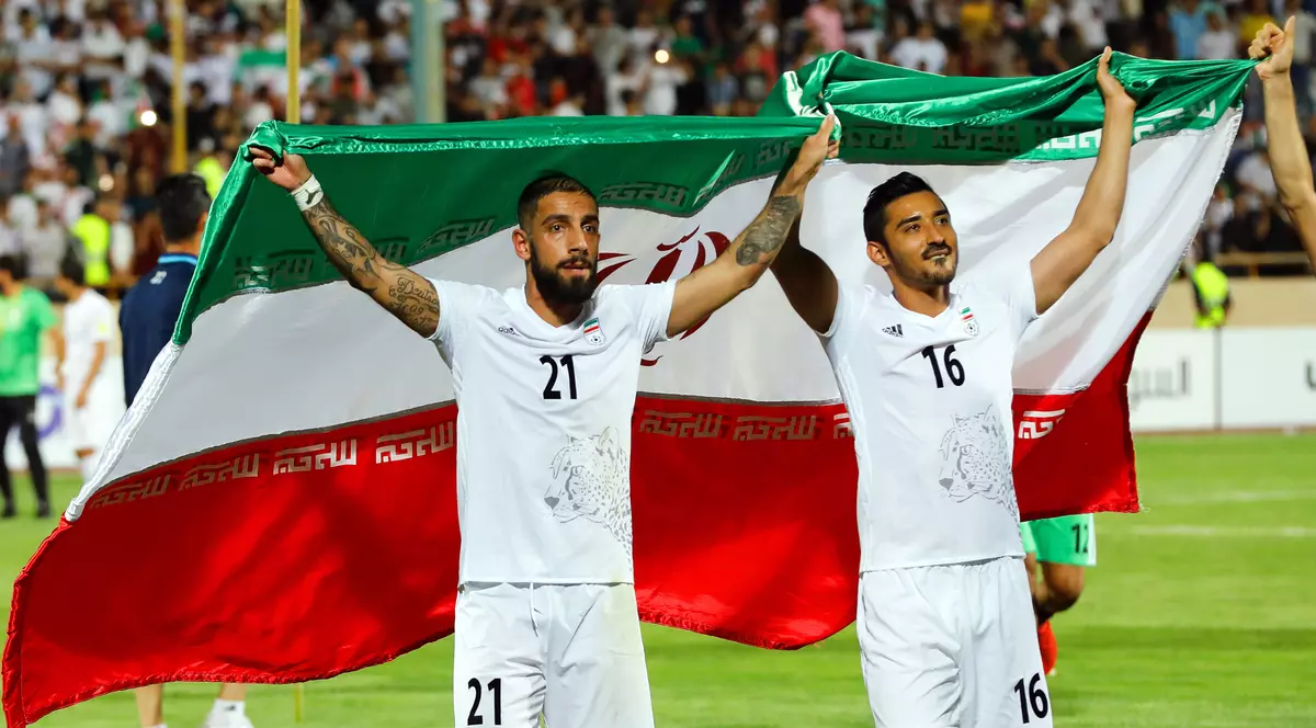 Lotul Iranului pentru Campionatul Mondial de fotbal Rusia 2018. Echipa Iranului este calificată pentru a cincea oară în istorie la un turneu final.