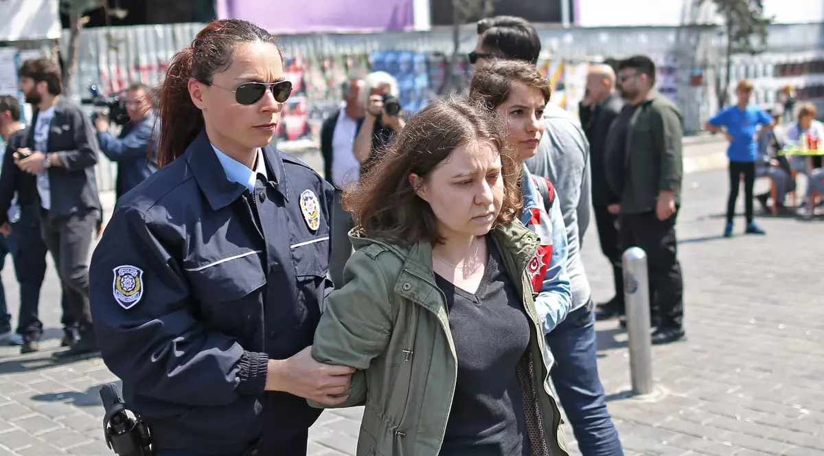 Femeie arestată la Istanbul, de 1 mai