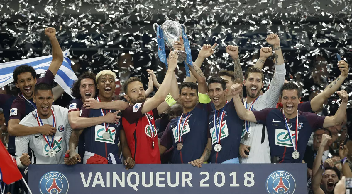 Fotbaliștii de la PSG primesc bani dacă își salută propriii suporteri. Sumele uluitoare prevăzute în Codul Etic al campioanei Franței