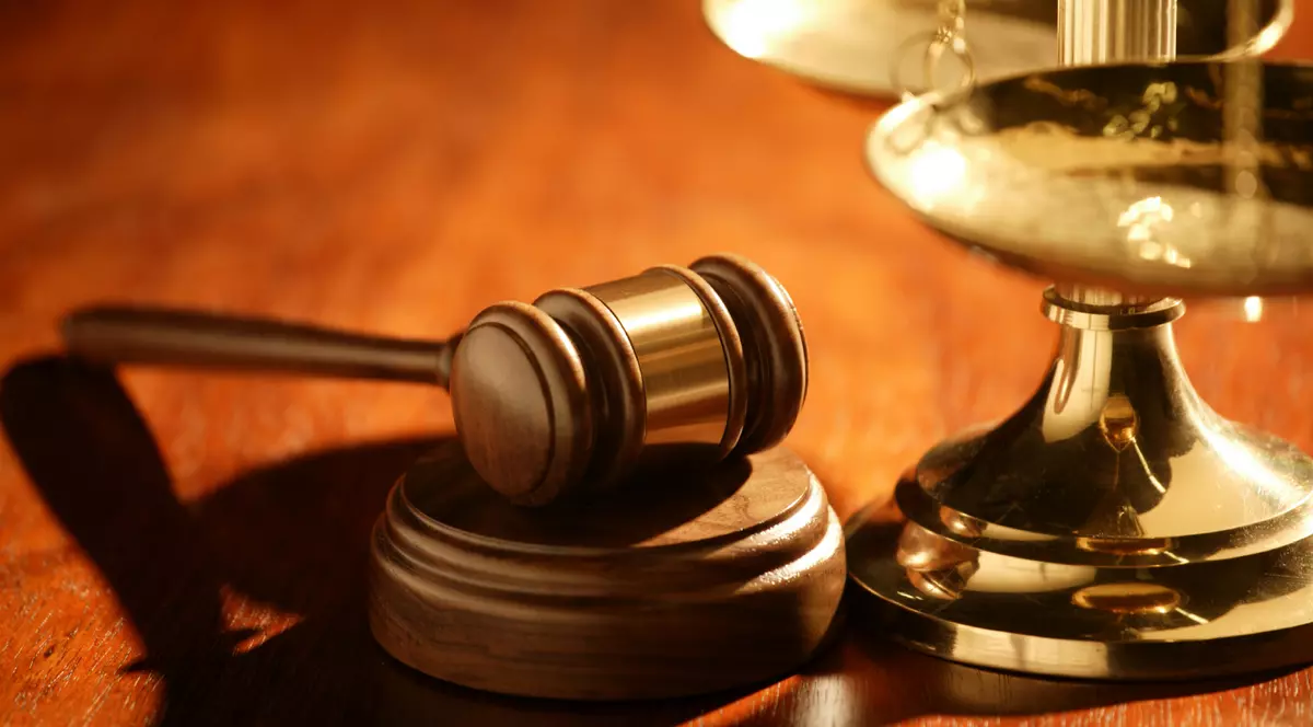 O îngrijitoare româncă din Italia, exploatată la locul de muncă, a primit o sumă importantă după un proces de durată