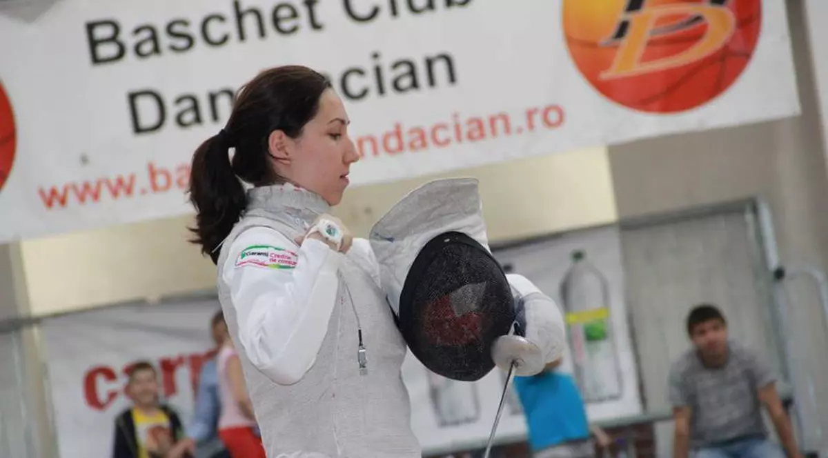 Mălina Călugăreanu, campioană naţională la floretă