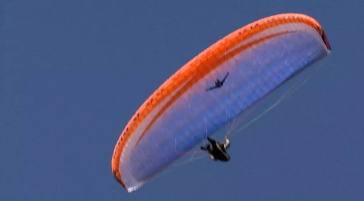 Bărbat căzut cu parapanta lângă Săcele, județul Brașov