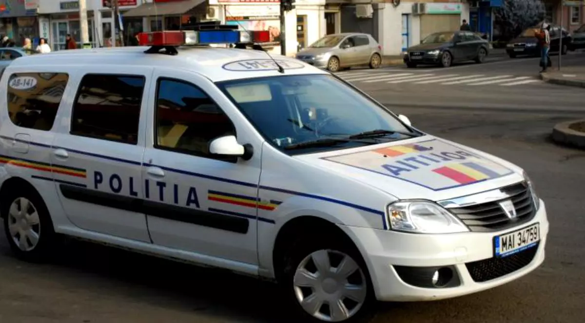 Doi dintre muncitorii care au căzut într-un bazin al stației de epurare de la Însurăței au murit