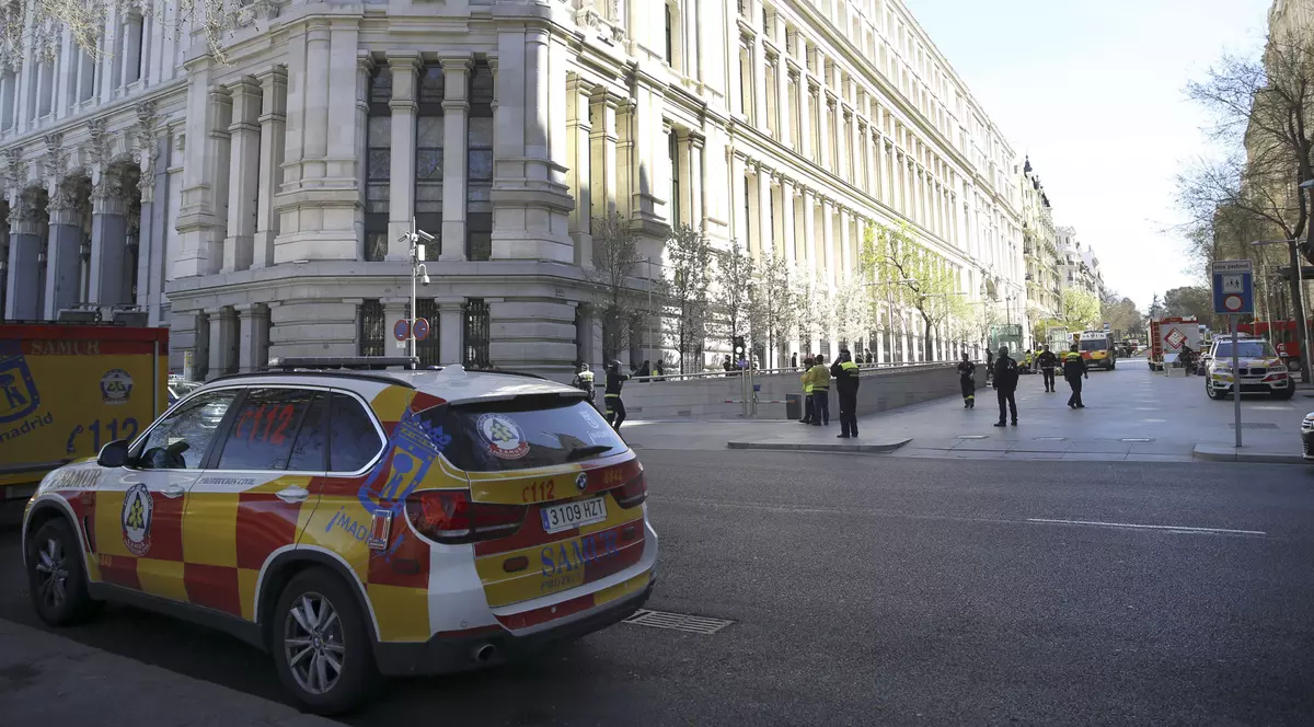 fata din spania batuta de doi romani