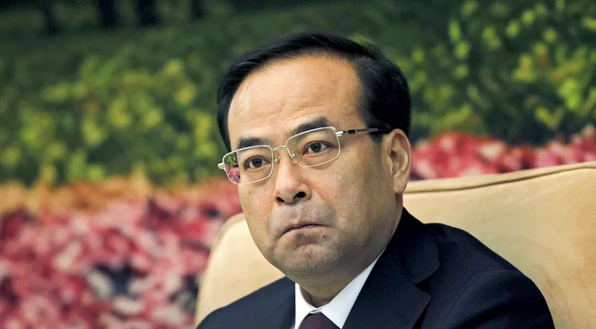 politicianul chinez condamnat la inchisoare pe viata