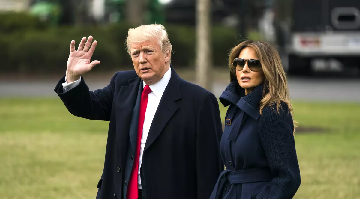 Donald Trump a scris greșit numele soției sale pe Twitter