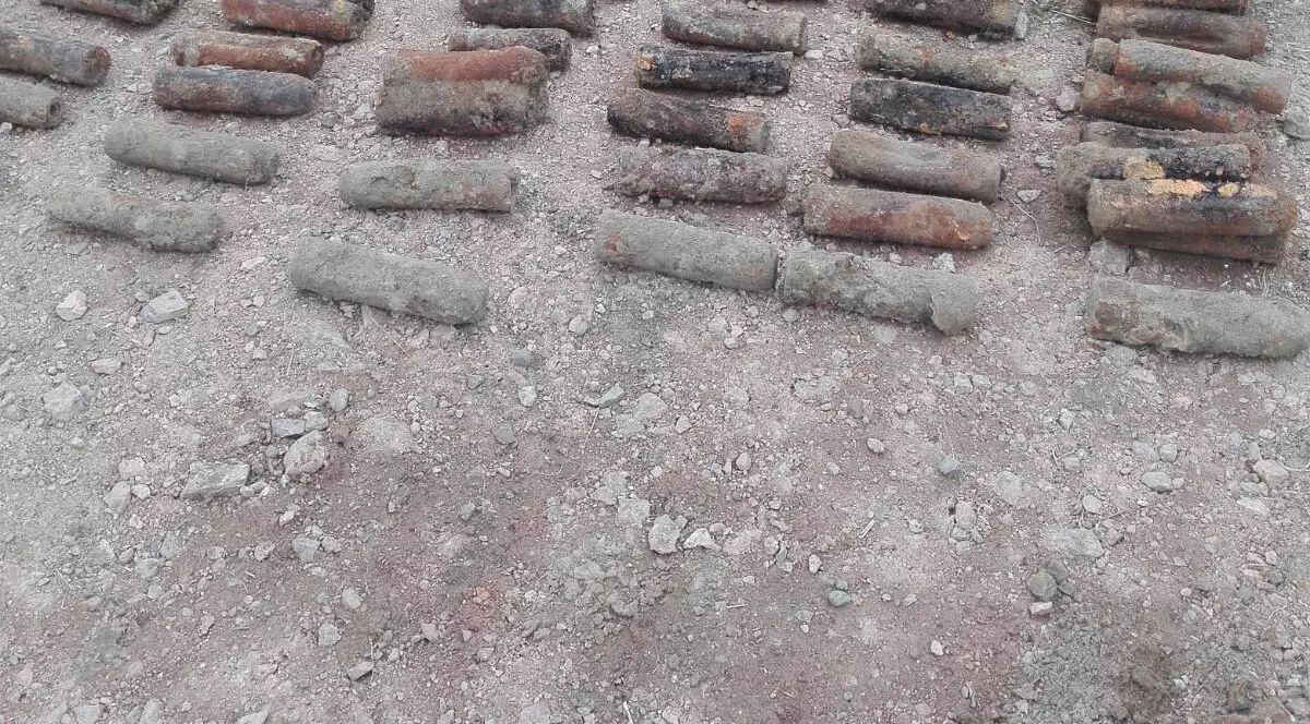 Depozit cu grenade neexplodate, descoperit în timpul unor lucrări de canalizare, la Toplița. Zona a fost evacuată