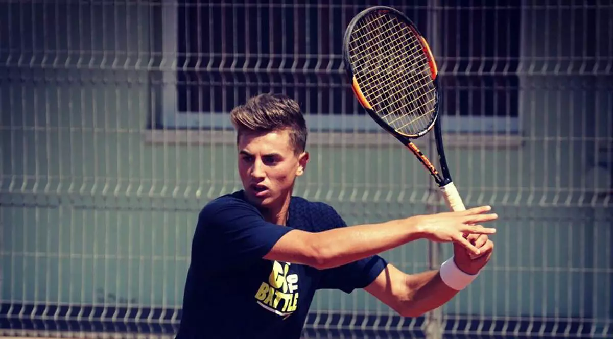 Bogdan Borza este în semifinale, la turneul ITF de la Hammamet (Tunisia). Dragoș Dima, eliminat în ”sferturi”