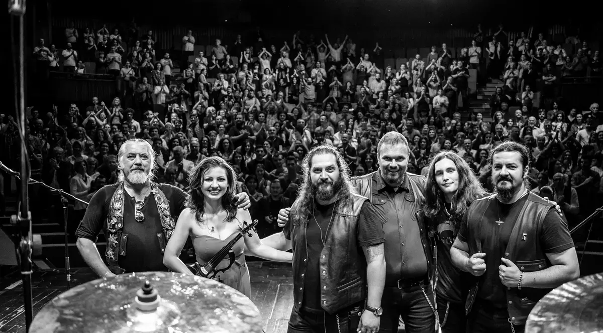 Phoenix nu mai are niciun străin în componență