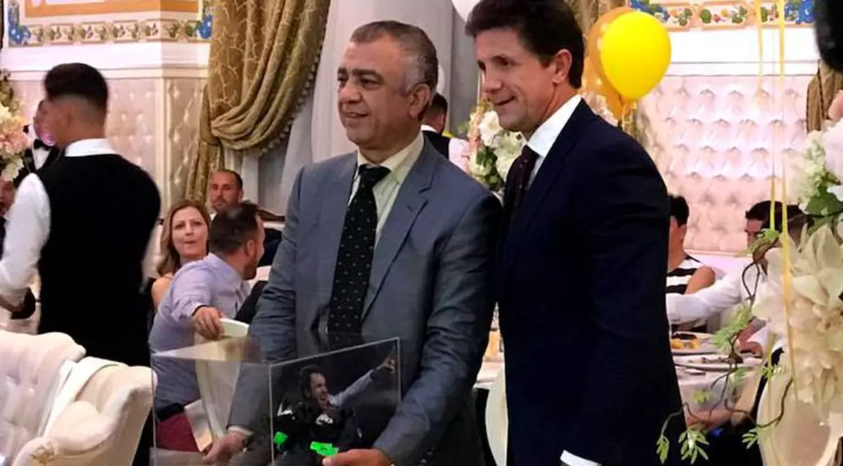 Câți bani s-au strâns la gala ”Uniți pentru Mihai”. Gică Popescu, alături de omul care i-a cumpărat ghetele de la finala Cupei UEFA din 2000