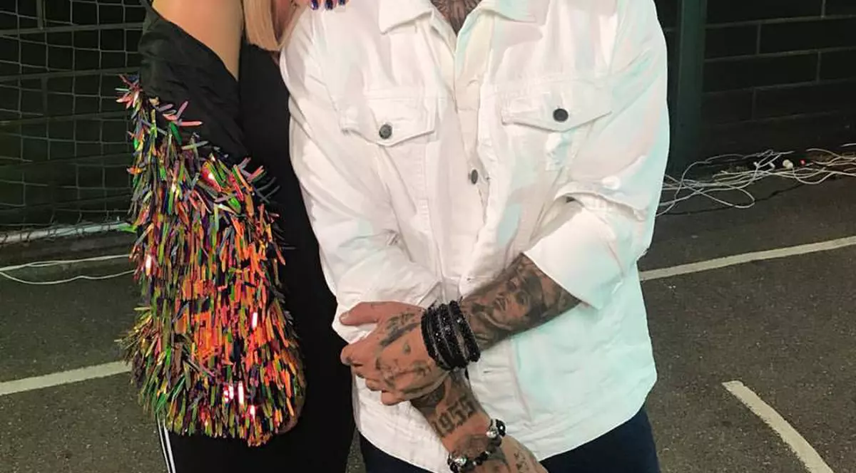 Anda Adam și Alex Velea colaborează din nou pe plan muzical. “În caz că vă era dor de Selecta, venim cu o variantă 2018”