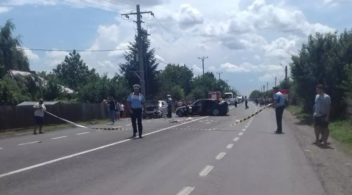 Grav accident de circulație în Buzău, produs duminică după amiază. Victimă în stare gravă, preluată de un elicopter SMURD