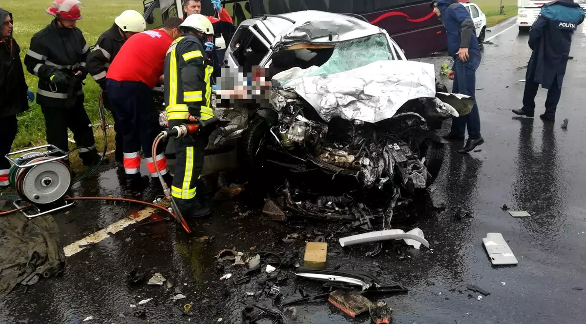 UPDATE: 2 morți și 12 răniți, în accidentul din Sâncrăieni, Harghita