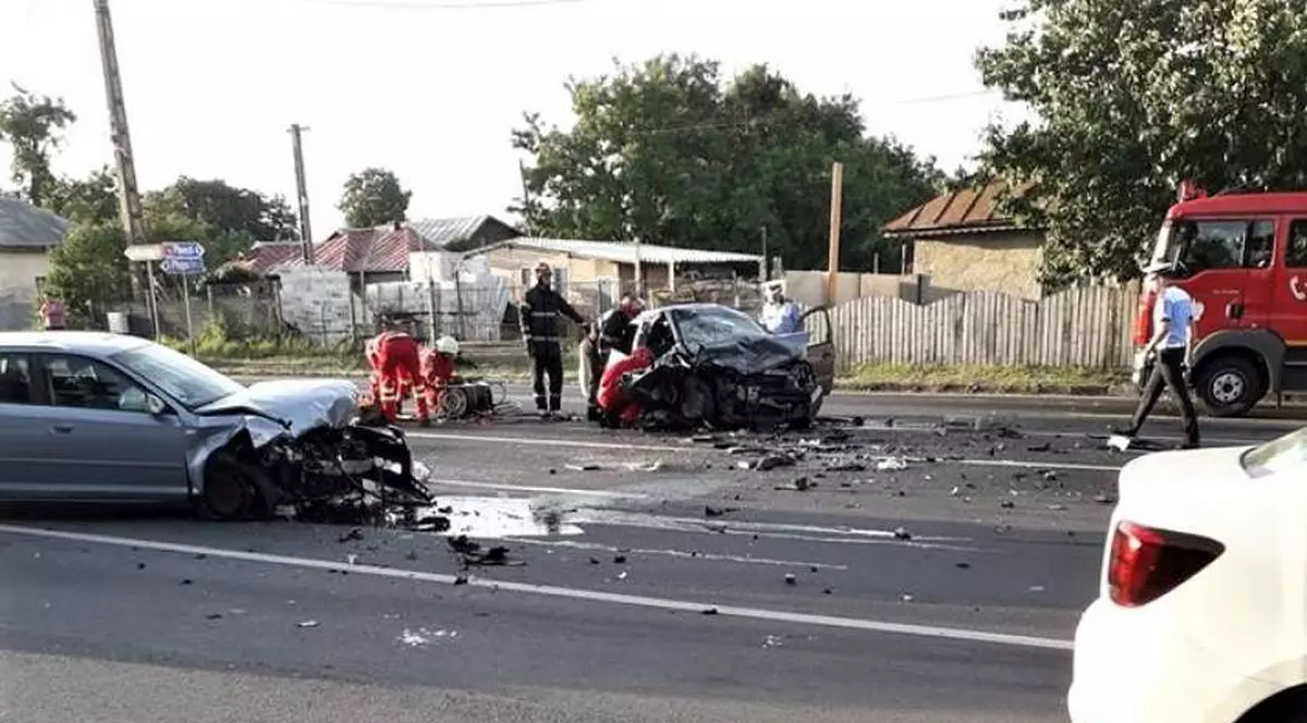 Accident în Bucov, pe DN1B