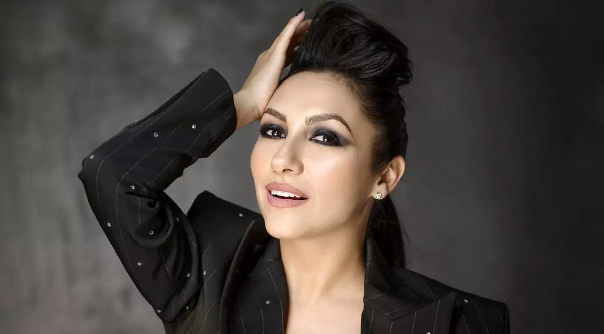 Ce note au luat artistele din România la BAC. Unele au trecut cu brio de examenul maturității, altele au dat-o în bară