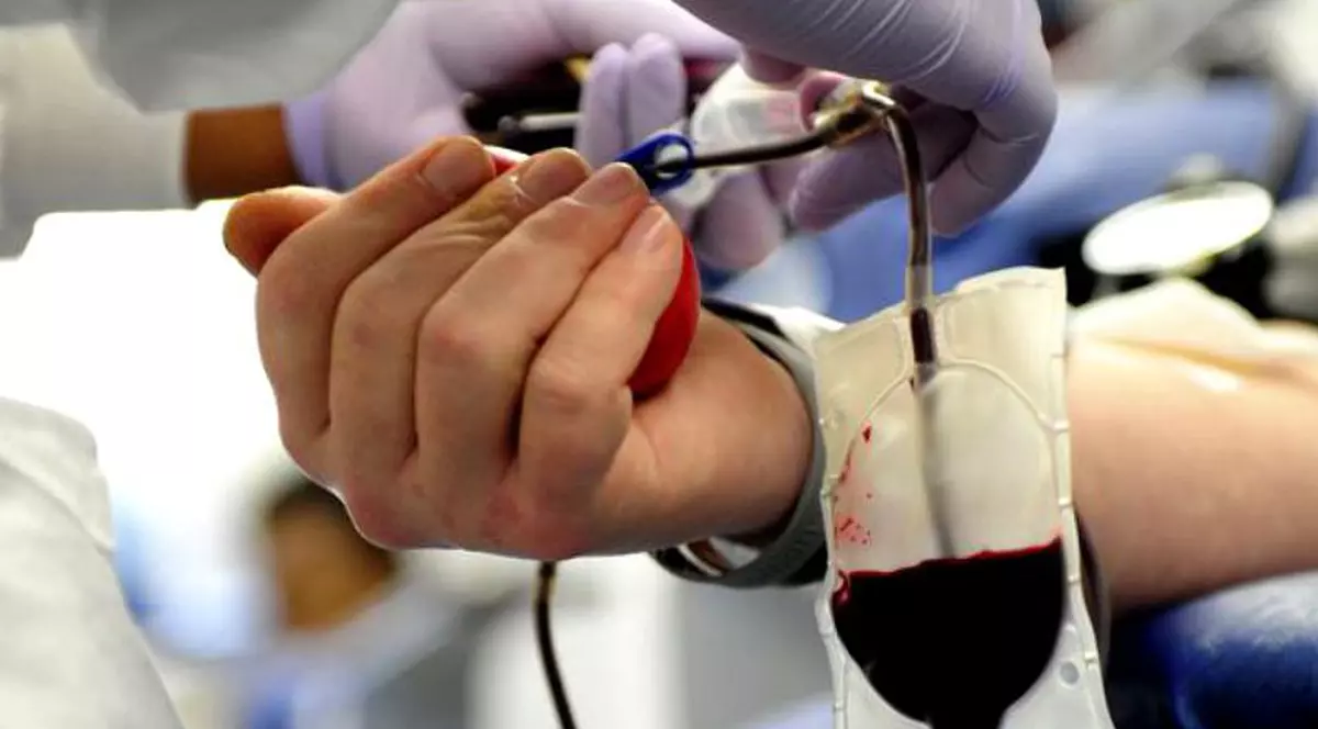 Criza de sânge a devenit atât de gravă încât cu greu se mai găsește sânge chiar și pentru ”pile”. Donare de sânge